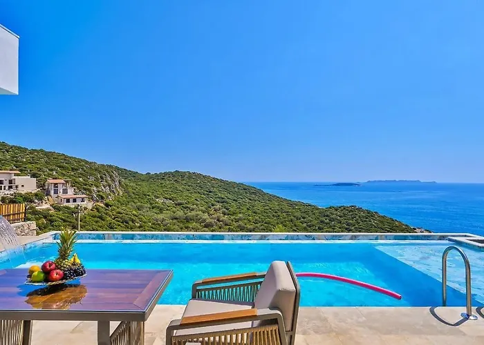Goekseki 2 Bedroom Seaview With Private Pool Hot Tub Villa Kaş