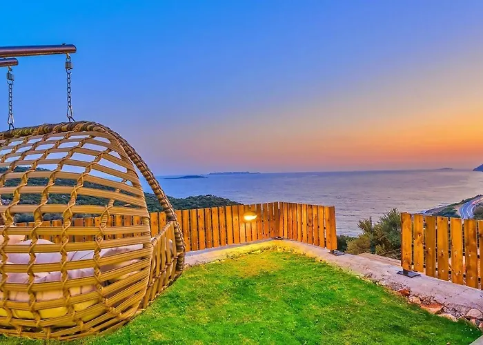 Goekseki 2 Bedroom Seaview With Private Pool Hot Tub Villa Kaş