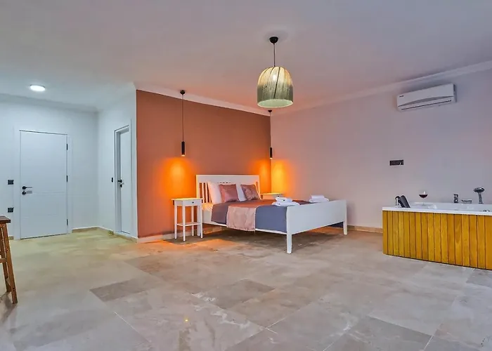 Goekseki 2 Bedroom Seaview With Private Pool Hot Tub * Kaş