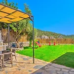 Goekseki 2 Bedroom Seaview With Private Pool Hot Tub וילה קס