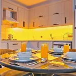 Goekseki 2 Bedroom Seaview With Private Pool Hot Tub וילה *