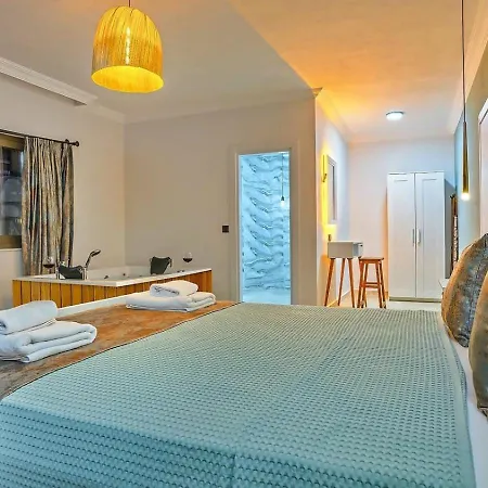 Goekseki 2 Bedroom Seaview With Private Pool Hot Tub Villa Kaş