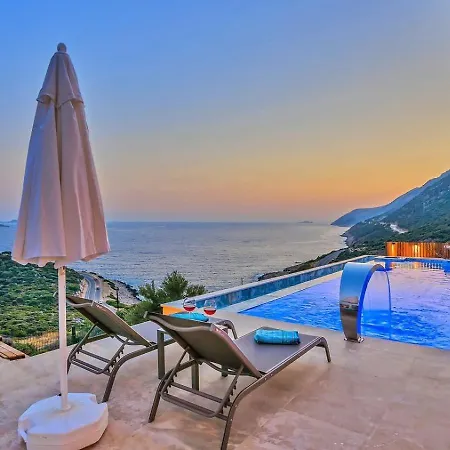 Goekseki 2 Bedroom Seaview With Private Pool Hot Tub Villa Kaş