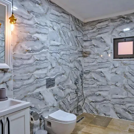 Goekseki 2 Bedroom Seaview With Private Pool Hot Tub *