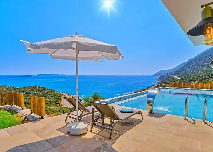 Goekseki 2 Bedroom Seaview With Private Pool Hot Tub Villa Kaş