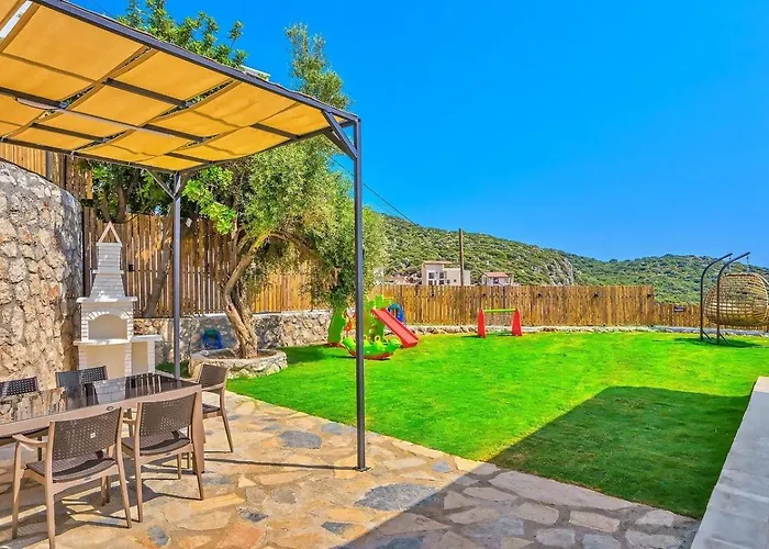 Goekseki 2 Bedroom Seaview With Private Pool Hot Tub Villa Kaş