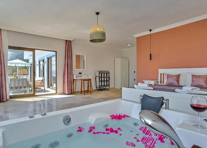 Goekseki 2 Bedroom Seaview With Private Pool Hot Tub * Kaş